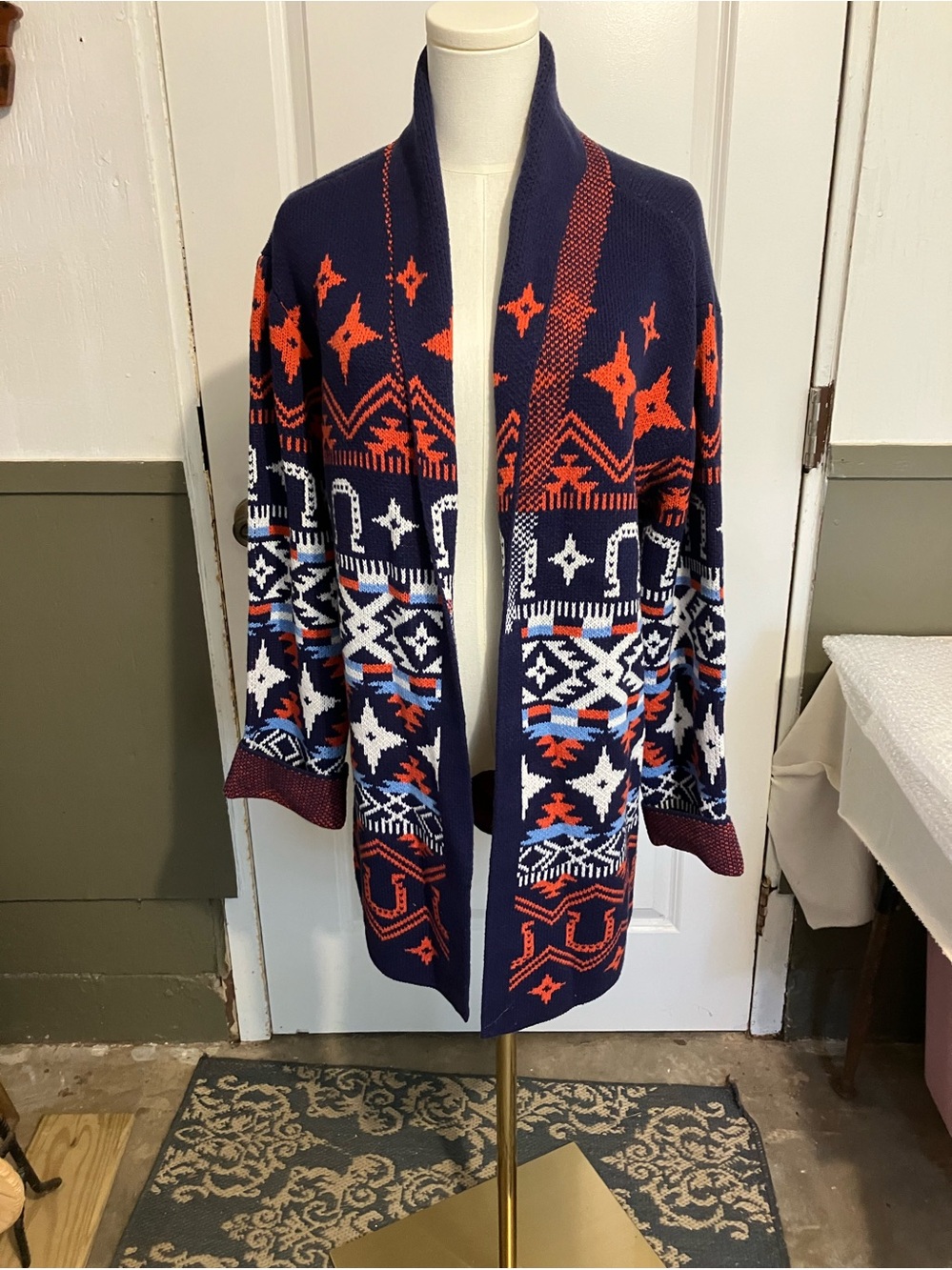 Lucky Brand sweater size medium